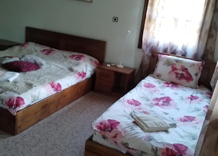 моравско село * رازلوغ